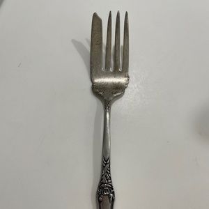 Antique Wm Rogers Ornate Silver Plate Serving Fork 1906 Flower Pattern